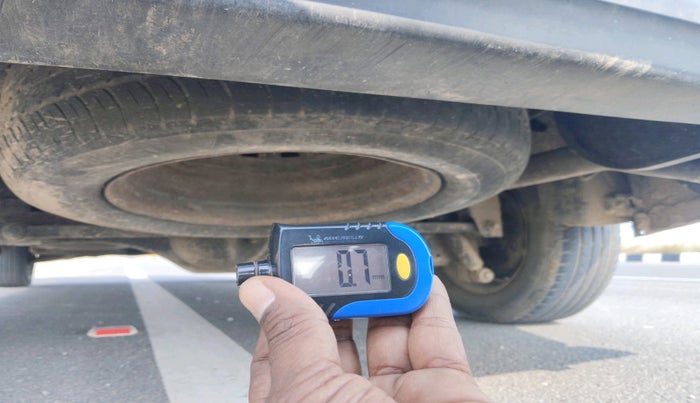 2013 Mahindra Xylo D2, Diesel, Manual, 1,29,612 km, tyre