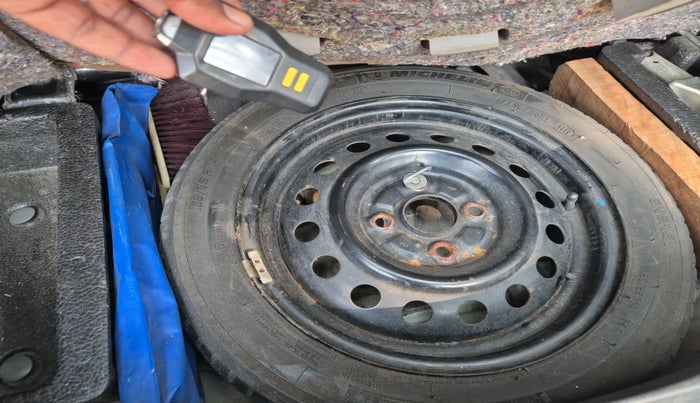 2014 Maruti Wagon R 1.0 VXI, Petrol, Manual, 89,732 km, tyre