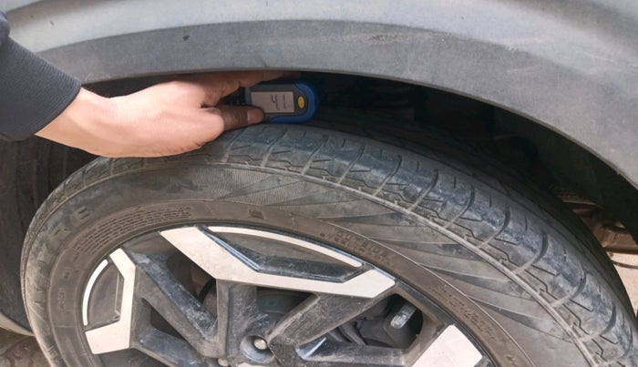 2023 KIA SELTOS HTX 1.5 CVT PETROL, Petrol, Automatic, 35,158 km, tyre