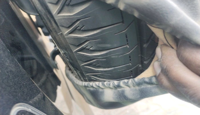 2024 Maruti JIMNY ALPHA ALL GRIP PRO AT, Petrol, Automatic, 34,829 km, tyre