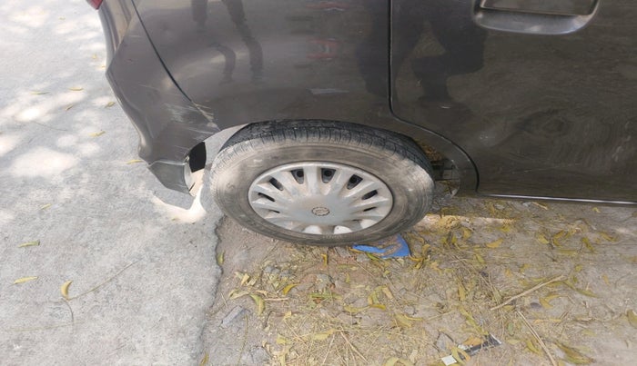 2013 Maruti Alto 800 LXI, Petrol, Manual, 1,15,202 km, tyre