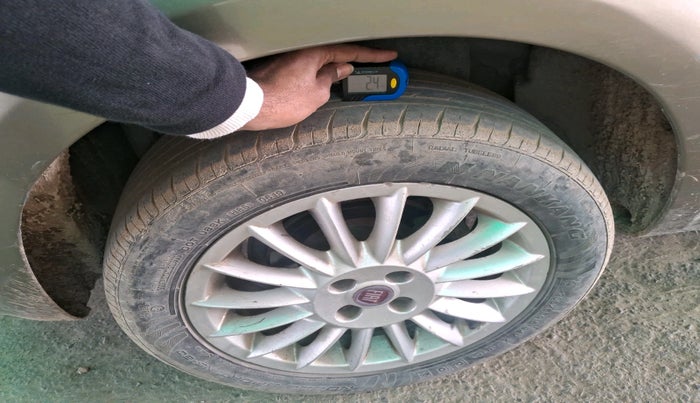 2011 Fiat Linea T JET, Petrol, Manual, 99,999 km, tyre