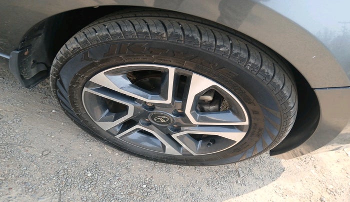 2020 Tata Tiago XZ PLUS PETROL, Petrol, Manual, 66,199 km, tyre