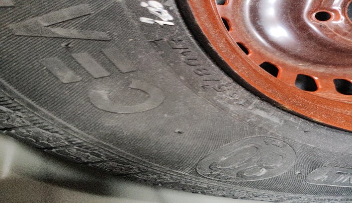 2024 Nissan MAGNITE  XE AMT EZ Shift, Petrol, Automatic, 25,366 km, tyre