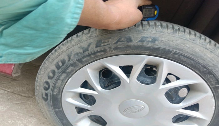 2018 Ford Figo Aspire TREND 1.2 PETROL, Petrol, Manual, 49,249 km, tyre