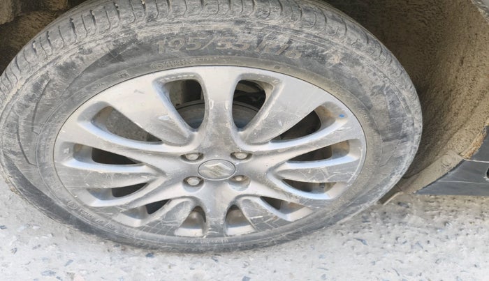 2018 Maruti Baleno ZETA DIESEL 1.3, Diesel, Manual, 1,60,026 km, tyre