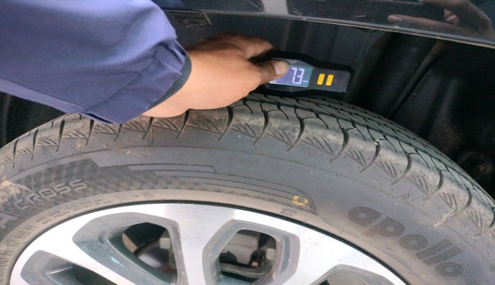 2024 Maruti Grand Vitara ZETA PLUS  HYBRID ECVT, Hybrid, Automatic, 32,446 km, tyre