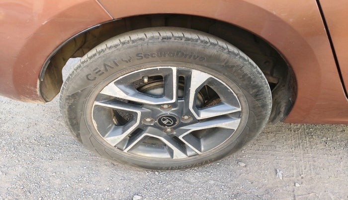 2017 Tata TIGOR XZ (O) PETROL, Petrol, Manual, 65,346 km, tyre