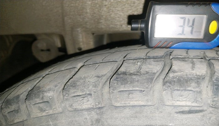 2018 Maruti Alto 800 LXI, Petrol, Manual, 52,269 km, tyre