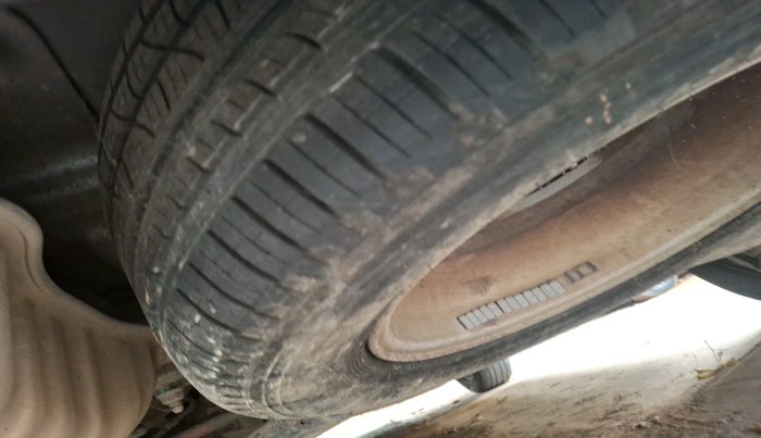 2013 Hyundai Santa Fe 4 WD AT, Diesel, Automatic, 60,098 km, tyre