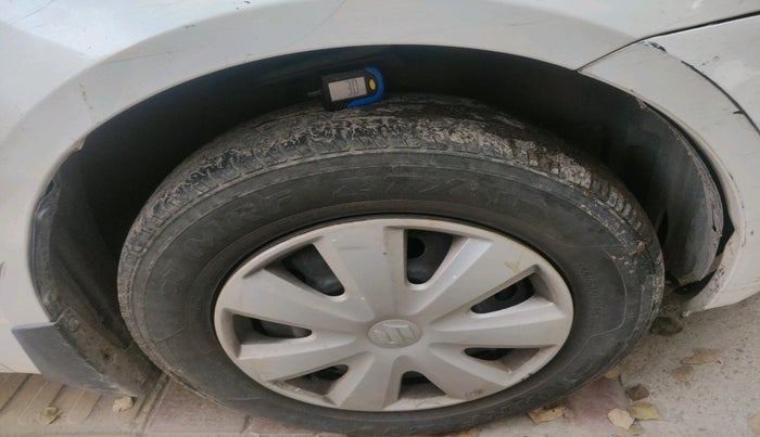 2011 Maruti Swift Dzire VXI, Petrol, Manual, 97,387 km, tyre