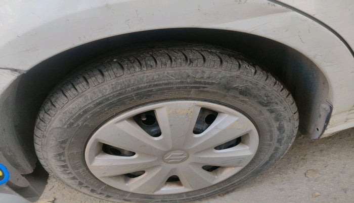 2011 Maruti Swift Dzire VXI, Petrol, Manual, 97,387 km, tyre