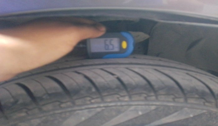 2013 Honda City 1.5L I-VTEC S MT, Petrol, Manual, 1,39,914 km, tyre