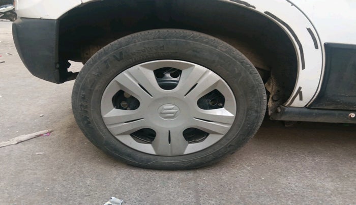 2021 Maruti S PRESSO VXI CNG, CNG, Manual, 98,360 km, tyre