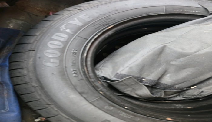 2021 Tata NEXON XZ PLUS PETROL SUNROOF, Petrol, Manual, 1,00,136 km, tyre