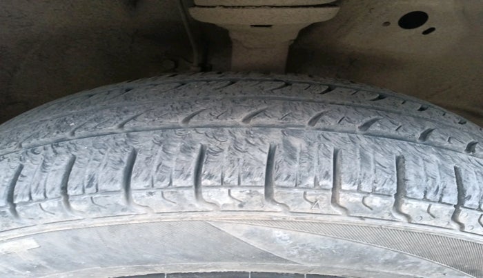 2016 Maruti Wagon R 1.0 LXI CNG, CNG, Manual, 56,391 km, tyre