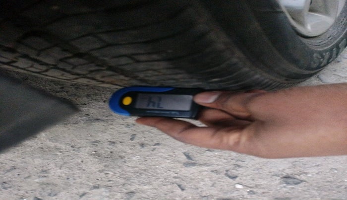 2017 Hyundai Creta SX PLUS 1.6 PETROL, Petrol, Manual, 95,295 km, tyre