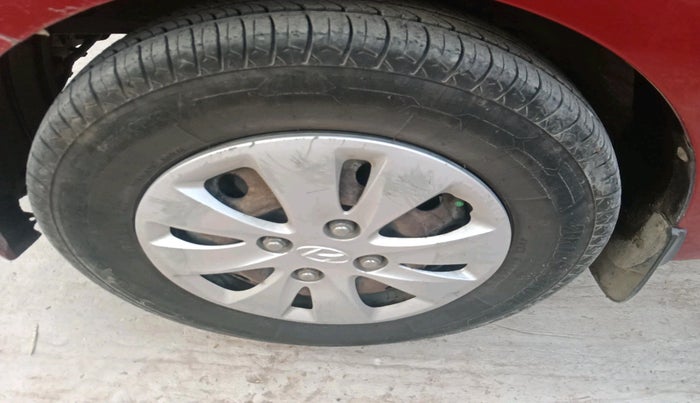 2011 Hyundai i10 SPORTZ 1.2, Petrol, Manual, 1,05,847 km, tyre