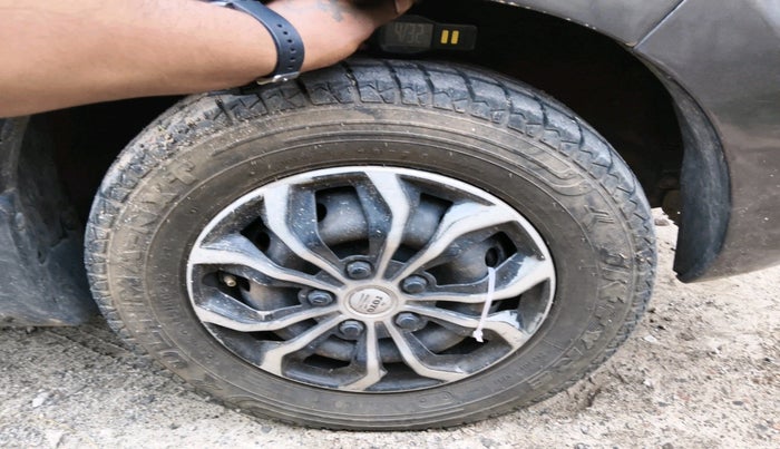 2013 Maruti Alto 800 LXI, Petrol, Manual, 73,401 km, tyre