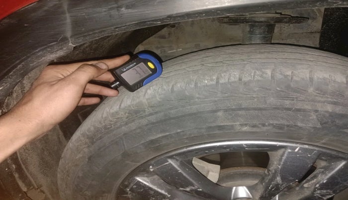 2017 Maruti Vitara Brezza ZDI PLUS DUAL TONE, Diesel, Manual, 1,91,274 km, tyre