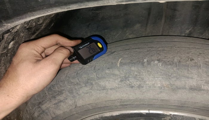 2017 Maruti Vitara Brezza ZDI PLUS DUAL TONE, Diesel, Manual, 1,91,274 km, tyre