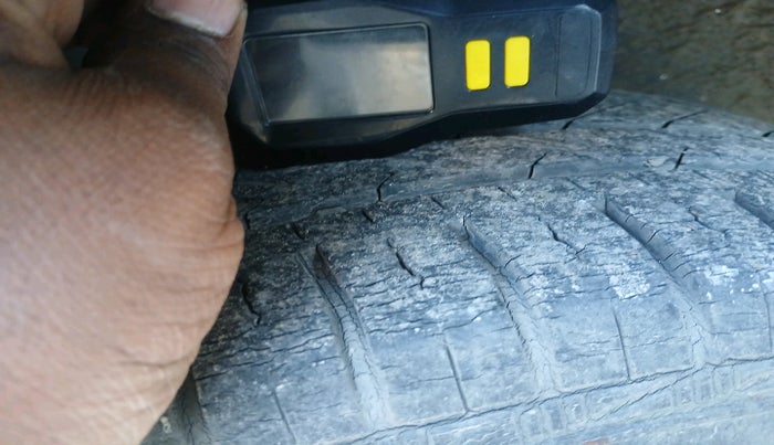 2011 Volkswagen Polo COMFORTLINE 1.2L PETROL, Petrol, Manual, 87,803 km, tyre