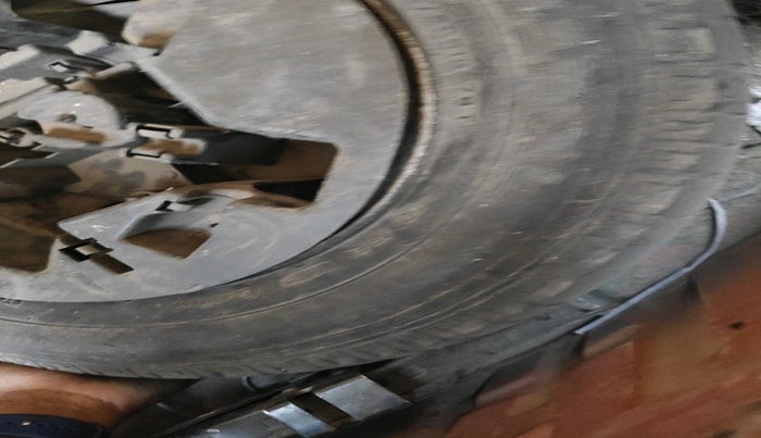 2011 Hyundai i10 MAGNA 1.1, Petrol, Manual, 94,010 km, tyre