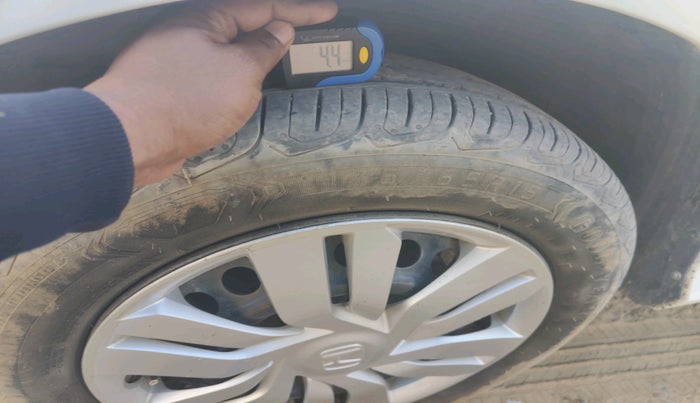 2015 Honda City 1.5L I-VTEC S MT, Petrol, Manual, 85,286 km, tyre