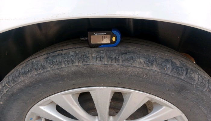 2016 Maruti Ciaz ZDI SHVS, Diesel, Manual, 1,18,470 km, tyre