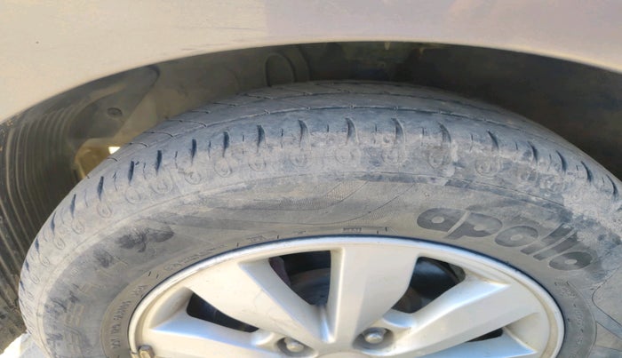 2012 Hyundai i20 SPORTZ 1.2, Petrol, Manual, 94,000 km, tyre