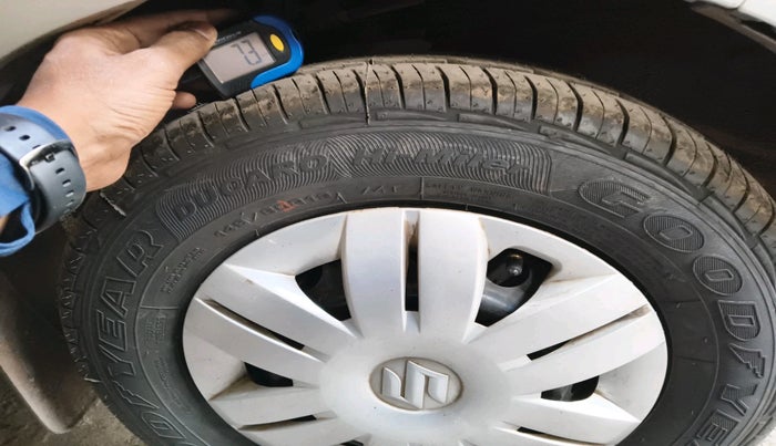 2018 Maruti Alto 800 LXI, Petrol, Manual, 29,914 km, tyre