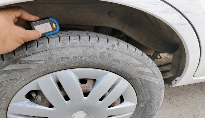 2018 Maruti Alto 800 VXI, Petrol, Manual, 62,591 km, tyre