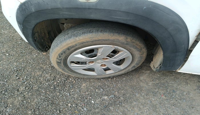 2016 Renault Kwid RXL, Petrol, Manual, 69,406 km, tyre