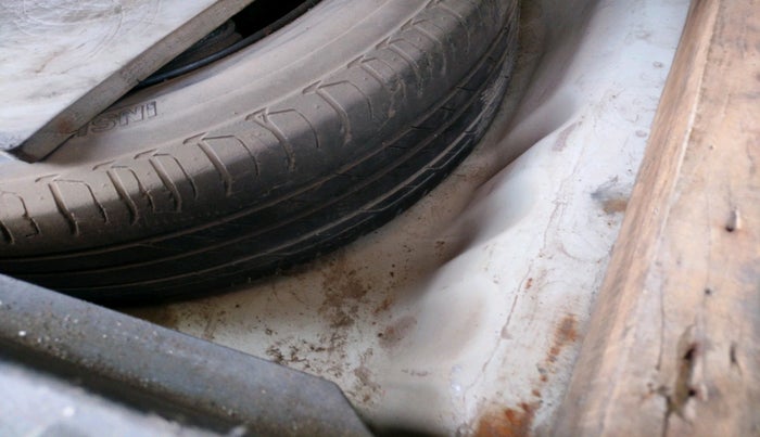 2018 Maruti Vitara Brezza ZDI PLUS, Diesel, Manual, 96,651 km, tyre