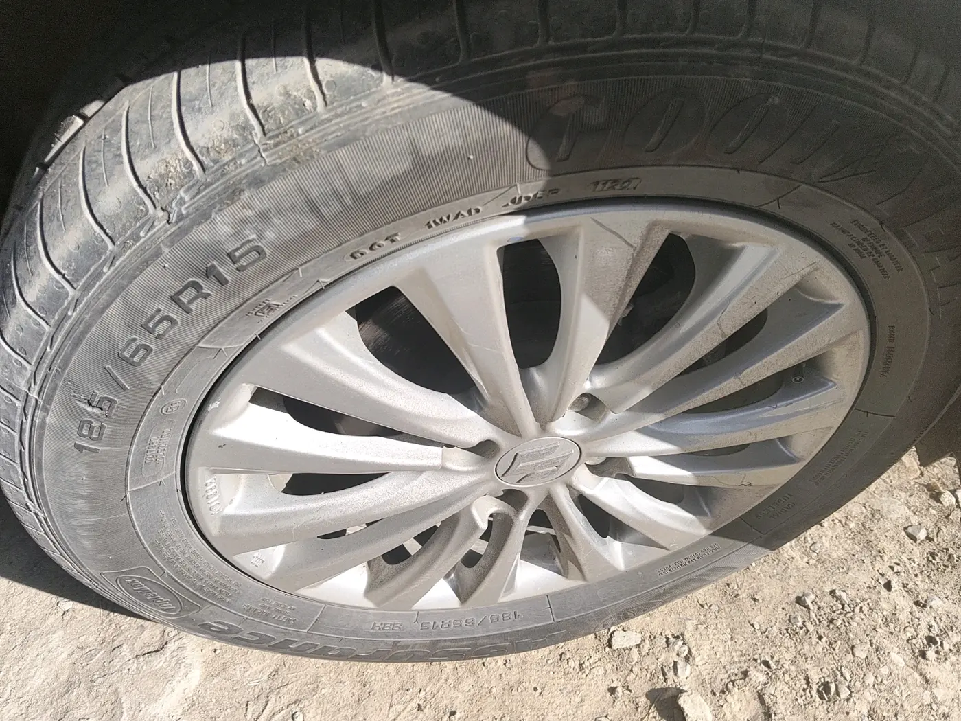 2020 Maruti Ciaz DELTA 1.5 SHVS MT PETROL, Petrol, Manual, 21,799 km, tyre