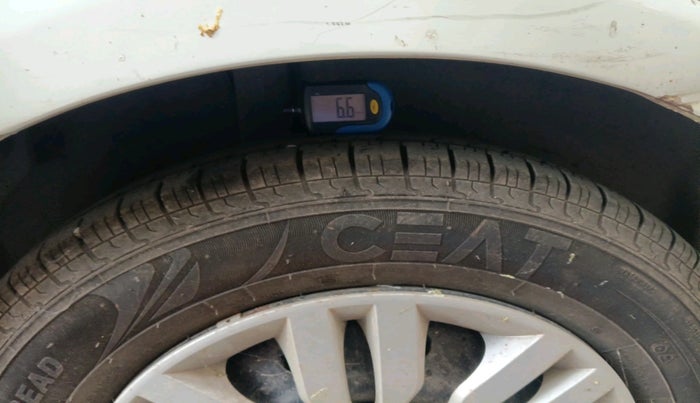 2011 Maruti Swift Dzire VXI, Petrol, Manual, 1,72,382 km, tyre