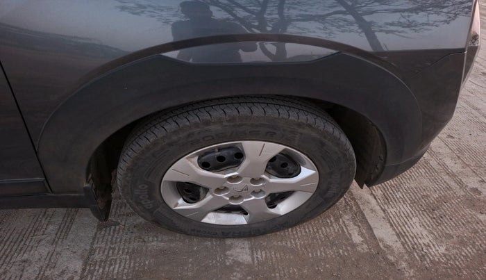 2024 Mahindra XUV 3XO MX3 Pro 1.2 L TCMPFi, Petrol, Manual, 9,953 km, tyre