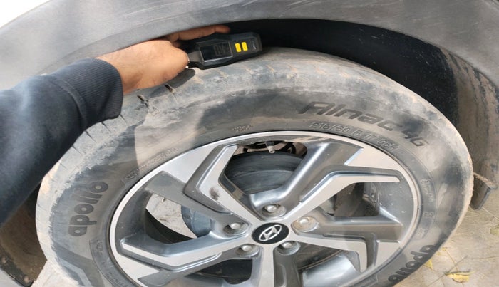 2018 Hyundai Creta SX AT 1.6 PETROL, Petrol, Automatic, 1,05,956 km, tyre