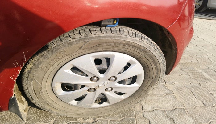 2012 Hyundai i10 MAGNA 1.2, Petrol, Manual, 47,700 km, tyre