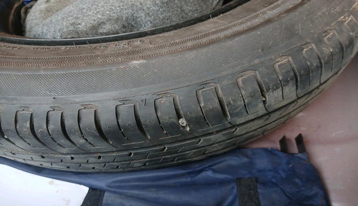 2019 Hyundai Verna 1.6 VTVT SX, Petrol, Manual, 51,652 km, tyre