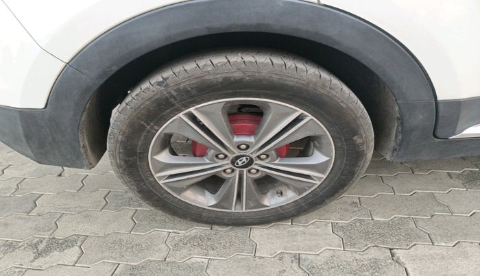 2016 Hyundai Creta SX PLUS AT 1.6 DIESEL, Diesel, Automatic, 1,53,408 km, tyre