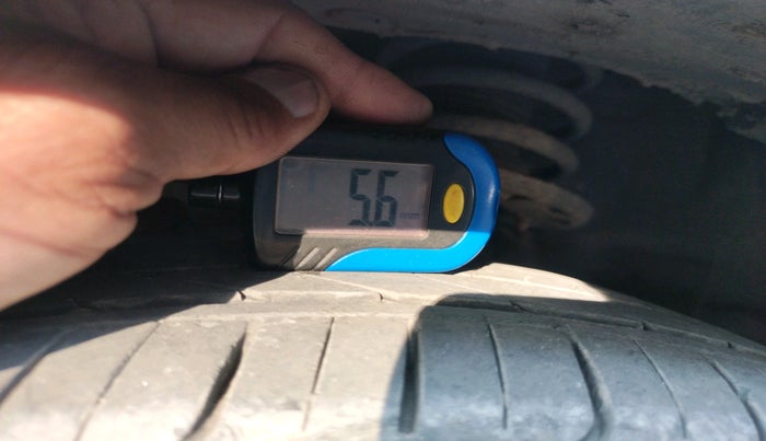 2016 Maruti Ciaz ZDI SHVS, Diesel, Manual, 1,41,492 km, tyre