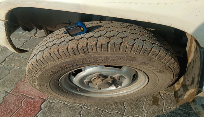 2014 Tata Sumo Gold GX, Diesel, Manual, 3,93,067 km, tyre