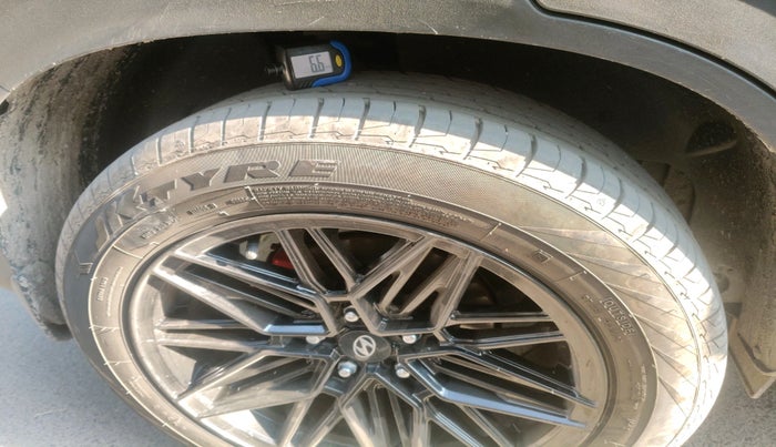 2024 Hyundai Creta E 1.5 PETROL, Petrol, Manual, 11,222 km, tyre