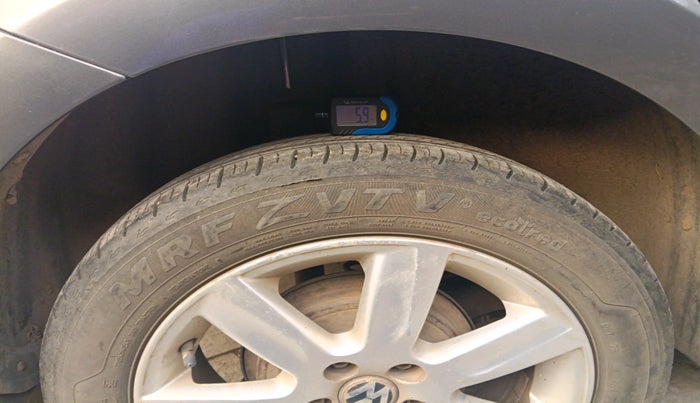 2011 Volkswagen Polo HIGHLINE 1.6L, Petrol, Manual, 55,068 km, tyre