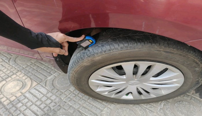 2013 Maruti Ertiga VXI CNG, Petrol, Manual, 45,475 km, tyre