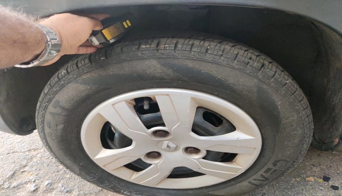 2016 Renault Kwid RXT 0.8, Petrol, Manual, 10,447 km, tyre