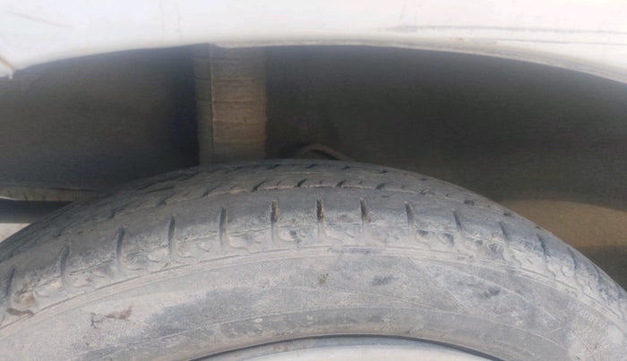 2017 Datsun Go Plus T, Petrol, Manual, 96,920 km, tyre