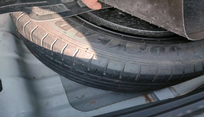 2018 Hyundai Creta E PLUS 1.4 DIESEL, Diesel, Manual, 70,774 km, tyre