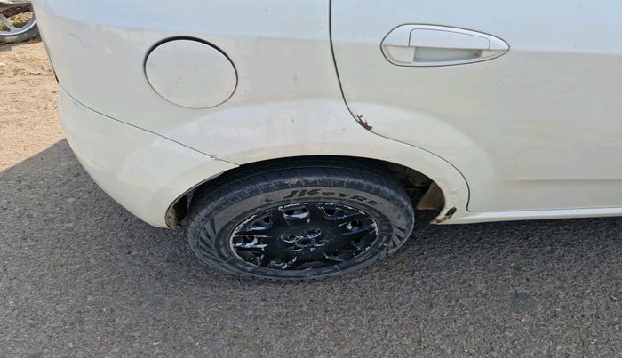 2013 Fiat Grand Punto DYNAMIC 1.3, Diesel, Manual, 1,02,061 km, tyre